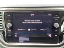 Volkswagen T-Roc TDI SE - U44144