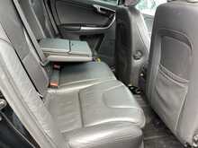 Volvo XC60 D5 R-Design - U44156