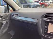 Volkswagen Tiguan Allspace TSI Life - U44159