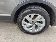 Volkswagen Tiguan Allspace TSI Life - U44159