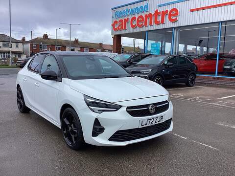 Vauxhall Corsa 50kWh Shine Plus Hatchback 5dr Electric Auto (7.4kW Charger) (136 ps)