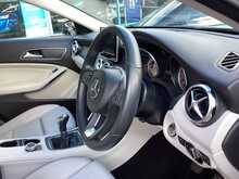 Mercedes-Benz GLA Class GLA200d SE - U44185