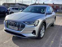 Audi e-tron Technik - U44200