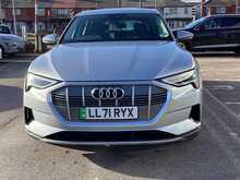 Audi e-tron Technik - U44200