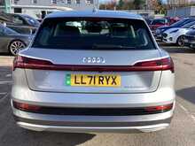 Audi e-tron Technik - U44200