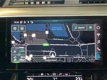 Audi e-tron Technik - U44200