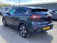Kia Niro First Edition - U44212