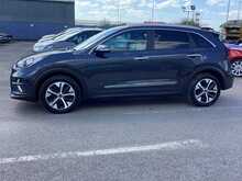Kia Niro First Edition - U44212
