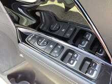 Kia Niro First Edition - U44212
