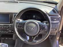 Kia Niro First Edition - U44212
