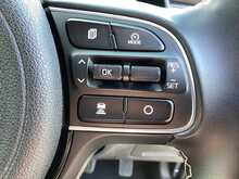 Kia Niro First Edition - U44212