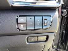 Kia Niro First Edition - U44212