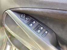 Vauxhall Crossland Turbo Ultimate - U44225