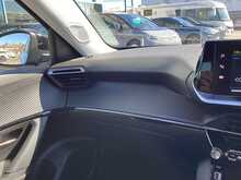 Peugeot E-2008 Active Premium + - U44230