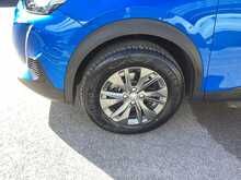 Peugeot E-2008 Active Premium + - U44230