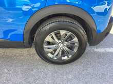 Peugeot E-2008 Active Premium + - U44230