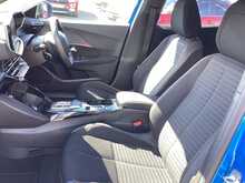 Peugeot E-2008 Active Premium + - U44230