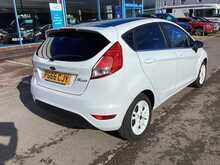 Ford Fiesta T EcoBoost Zetec White Edition - U44236