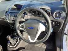 Ford Fiesta T EcoBoost Zetec White Edition - U44236