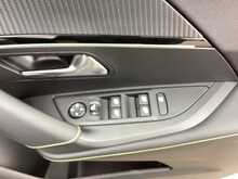 Peugeot 2008 PureTech GT - U44249
