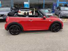 MINI Convertible Cooper Sport - U44256