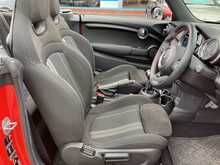 MINI Convertible Cooper Sport - U44256
