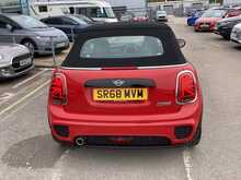 MINI Convertible Cooper Sport - U44256