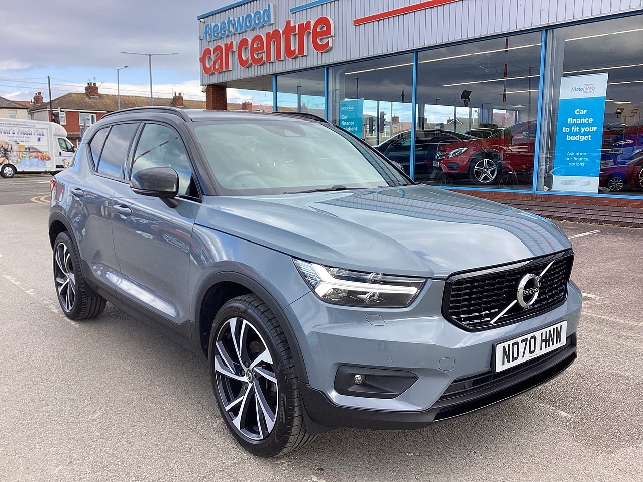Volvo XC40 T3 R-Design Pro - U44257