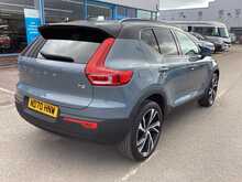 Volvo XC40 T3 R-Design Pro - U44257