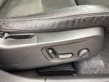 Volvo XC40 T3 R-Design Pro - U44257