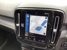 Volvo XC40 T3 R-Design Pro - U44257