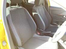 Peugeot 208 PureTech Active Premium + - U44267
