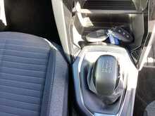 Peugeot 208 PureTech Active Premium + - U44267