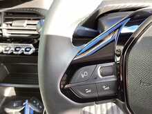 Peugeot 208 PureTech Active Premium + - U44267