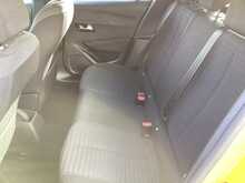 Peugeot 208 PureTech Active Premium + - U44267
