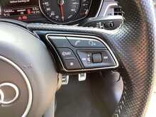 Audi A4 TFSI Black Edition - U44279