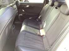 Audi A4 TFSI Black Edition - U44279