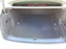 Audi A4 TFSI Black Edition - U44279