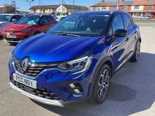 Renault Captur TCe techno - U44286