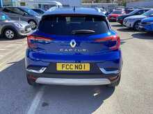 Renault Captur TCe techno - U44286