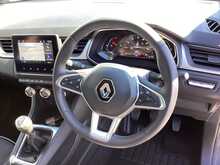 Renault Captur TCe techno - U44286