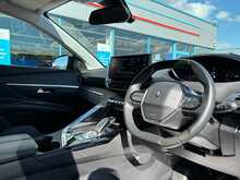 Peugeot 3008 BlueHDi Allure Premium + - U44321