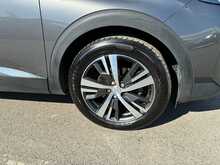 Peugeot 3008 BlueHDi Allure Premium + - U44321