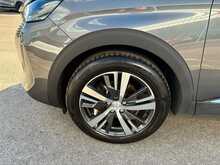 Peugeot 3008 BlueHDi Allure Premium + - U44321