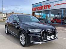 Audi Q7 TFSIe V6 S line - U44331