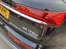 Audi Q7 TFSIe V6 S line - U44331