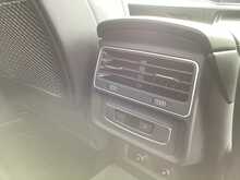 Audi Q7 TFSIe V6 S line - U44331