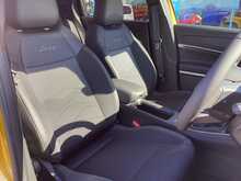 Jeep Avenger Summit - U44350