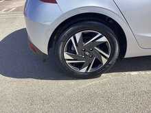 Hyundai i20 T-GDi MHEV SE Connect - U44360