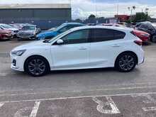 Ford Focus T EcoBoost ST-Line - U44377